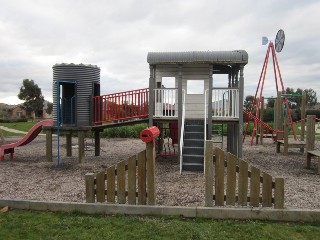 Heritage Springs Linear Park Playground, Dutton Place, Pakenham