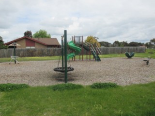 Dwyer Court Playground, Maffra
