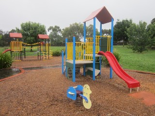Edeys Run Playground, Hampton Park