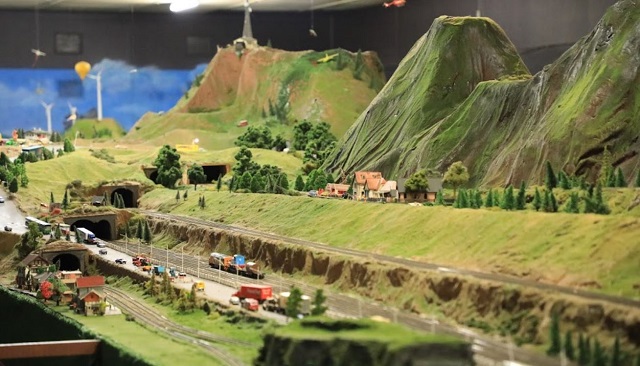Emerald Lake Model Railway (Emerald)