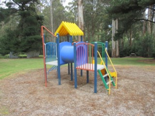 Federation Park Playground, McMahons Road, Kinglake
