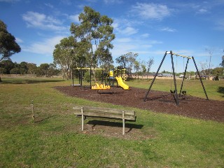 Flinders Avenue Playground, Lara