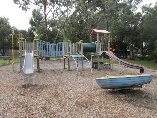Flinders Street Reserve Playground, Flinders Street, Bittern