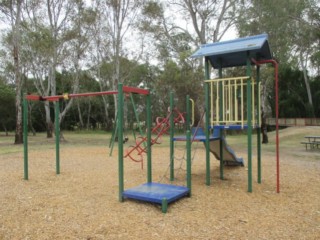 Gordon Craig Park Playground, Ovens Court, Wodonga