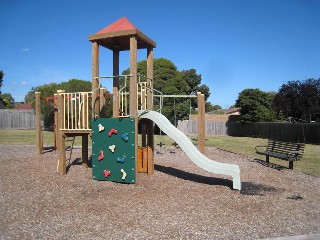 Graham Road Playground, Knoxfield
