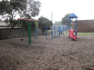 Greenglades Court Playground, Wandin North