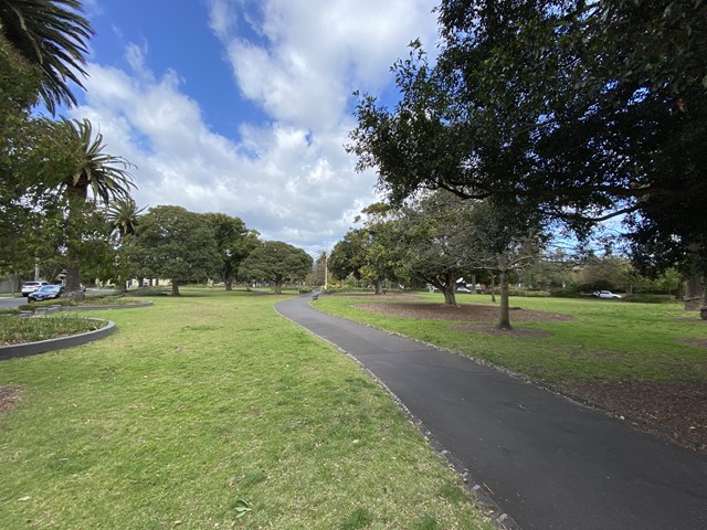 Greenmeadows Gardens Walks (St Kilda East)