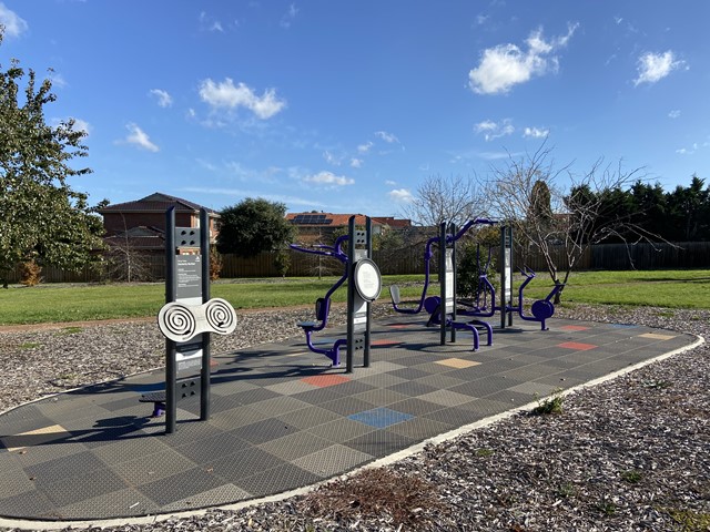 Greenvale Drive Reserve Outdoor Gym (Greenvale)