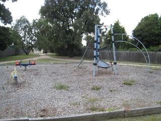 Statesman Crescent Playground, Mill Park