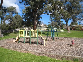 Hansen Park Playground, Tower Street, Kilsyth