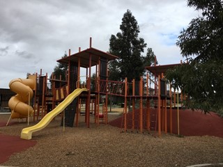 Hargrave Park Playground, Kingsford Drive, Point Cook