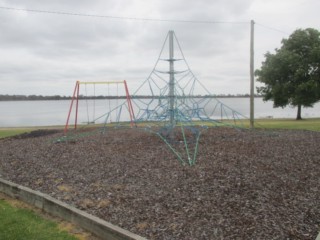 Henley Park Playground, Lake Street, Edenhope