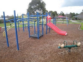 Highland Avenue Playground, Croydon