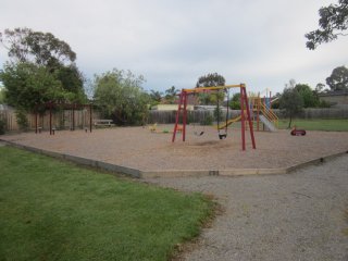 Highland Boulevard Playground, Ringwood