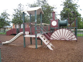 Hopwood Gardens Playground, High Street, Echuca