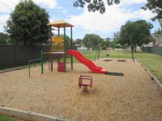 Howe Park Playground, Mackellar Crescent, Mooroopna