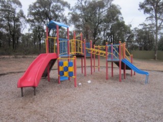 Howell Crescent Playground, Kangaroo Flat