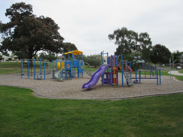 Hubert Osborne Park Playground, Seymour Street, Traralgon