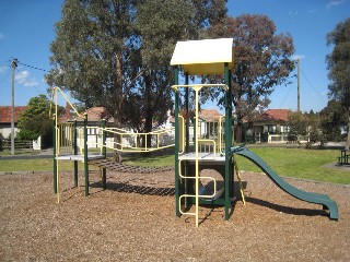 Hutchison Place Playground, Coburg