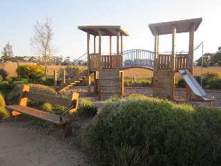 Jirrahlinga Terrace Playground, Craigieburn