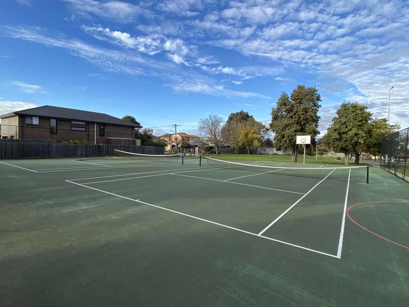 Johnson Reserve Free Public Tennis Court (West Footscray)