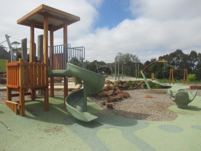 Jubilee Park Playground, Bridge Road, Woodford