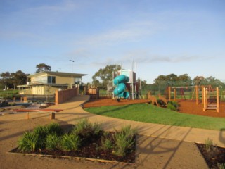 Jubilee Park Playground, Hillcrest Road, Frankston
