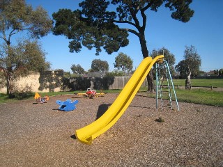 GE Clarke Reserve Playground, Kalang Road, Glenroy