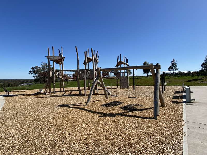 Katandra Rise Hilltop Park Playground, Coobowie Drive, Doreen