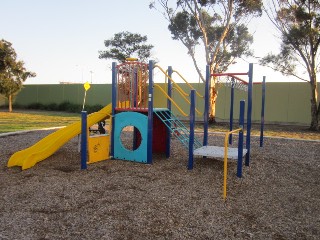 Kerferd Street Playground, Essendon North