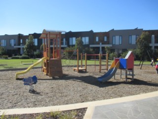 Kingsbridge Boulevard Playground, Williams Landing