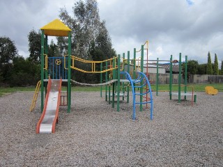 Kinlora Avenue Playground, Epping