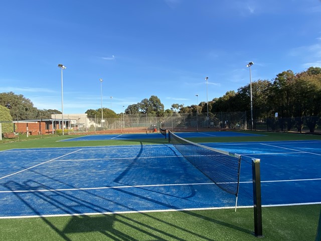 Knoxfield Tennis Club (Knoxfield)
