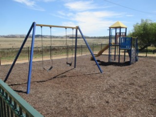 Lake Learmonth Playground, Foreshore Road, Lake Learmonth