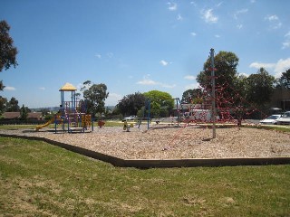 Lancaster Place Playground, Chirnside Park