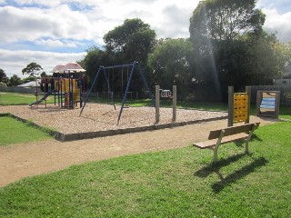 Lawson Park Playground, Leon Avenue, Rosebud