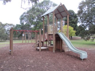 Lawson Reserve Playground, Cnr Cambridge Street and Hamilton Highway, Inverleigh