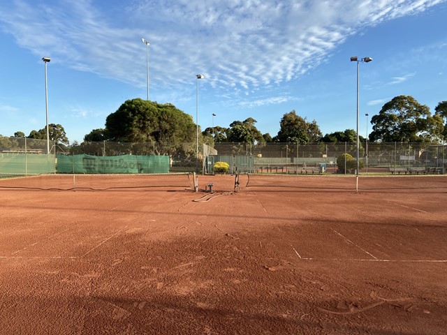 Legend Park Tennis Club (Glen Waverley)