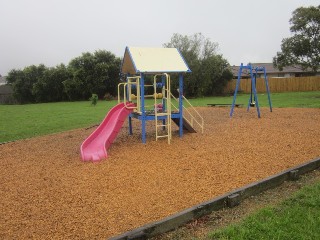 Peppercorn Park Playground, Leopold Crescent, Hampton Park
