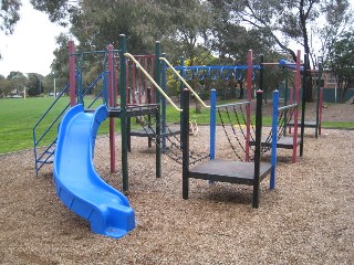 Lipscombe Park Playground, Kirtain Drive, Croydon