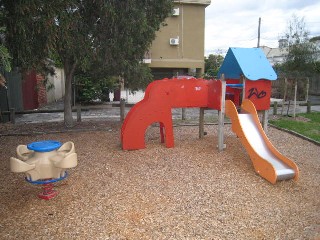 Little Finlay Street Playground, Albert Park