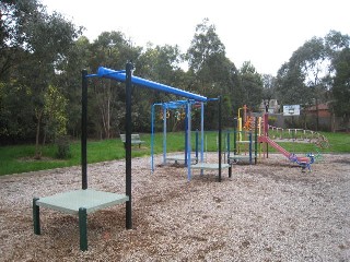 Little John Road Playground, Warranwood