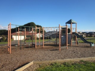 Lyndhurst Park Playground, Lyndhurst Square, Drouin