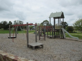 Mafeking Hill Reserve Playground, Boisdale Street, Maffra