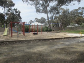 Maiden Gully Lions Club Community Park Playground, Beckhams Road, Maiden Gully