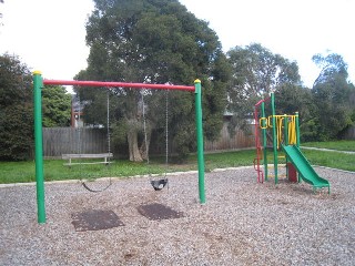 Maleela Grove Playground, Rosanna