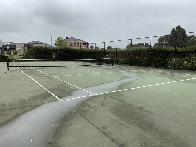 Mareeba Way Free Public Tennis Court (Craigieburn)