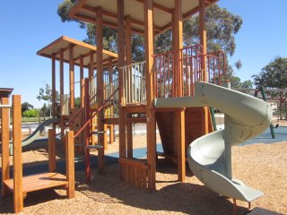 Tom OBrien Park Playground, Matthews Street, Sunshine