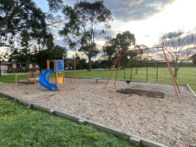 Max Pawsey Reserve Playground, Fountain Drive, Narre Warren