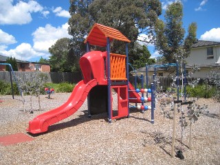 McKenzie Street Playground, Doncaster East